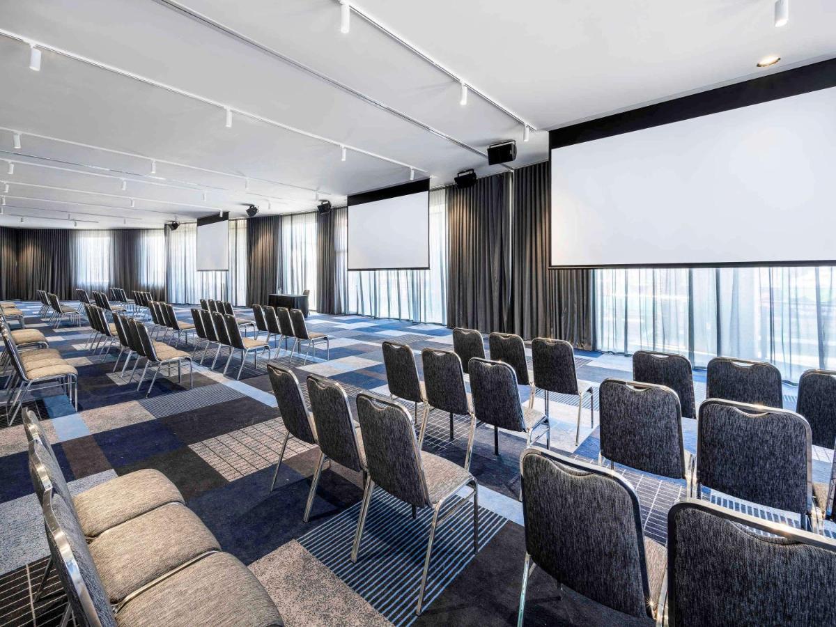 Novotel Melbourne Preston Экстерьер фото