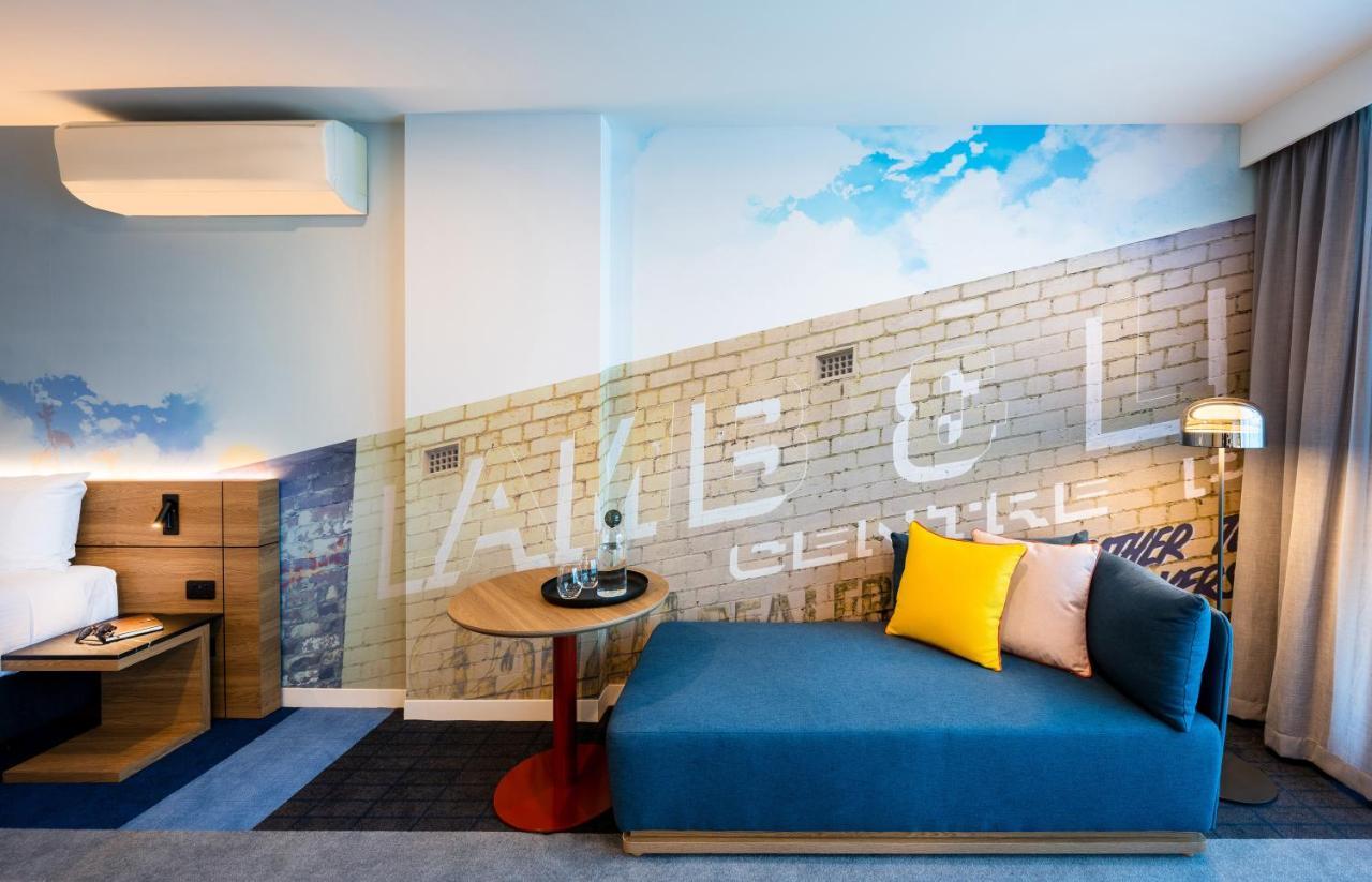 Novotel Melbourne Preston Экстерьер фото