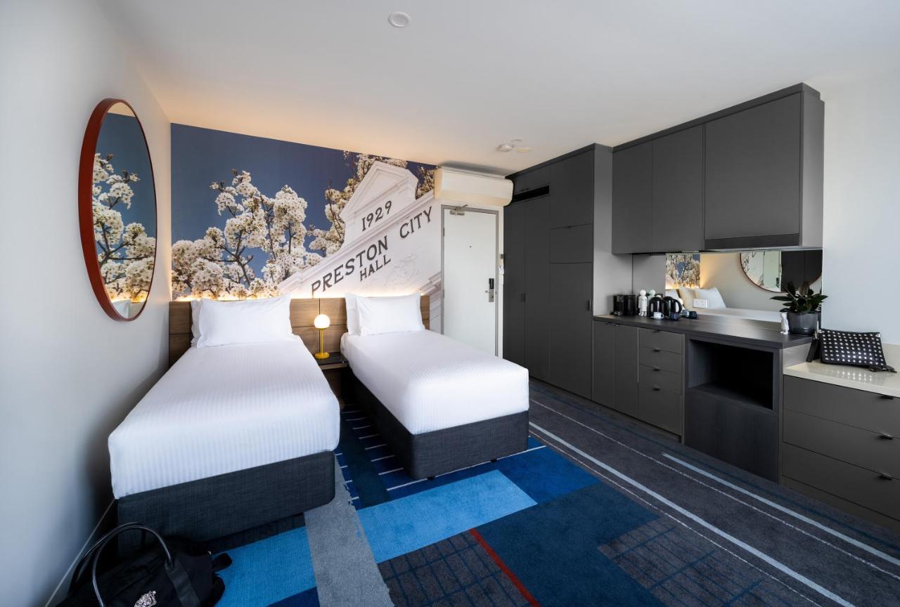 Novotel Melbourne Preston Экстерьер фото